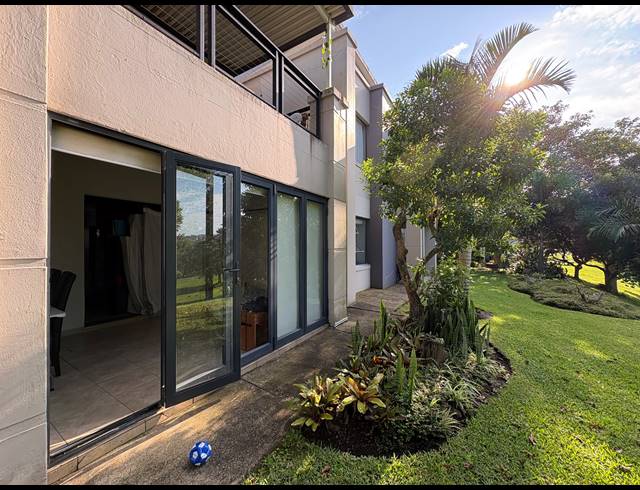 3 BEDROOM APARTMENT FOR SALE IN PALM LAKES ESTATE